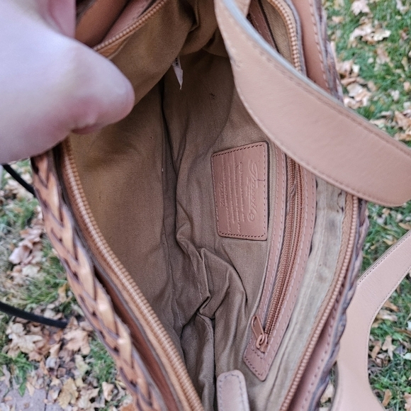Fossil tan woven leather shoulder bag - Picture 3 of 6